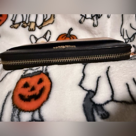 Kate Spade Madison Colorblock Sarafino Leather Black and Cream Wallet - Picture 6 of 7